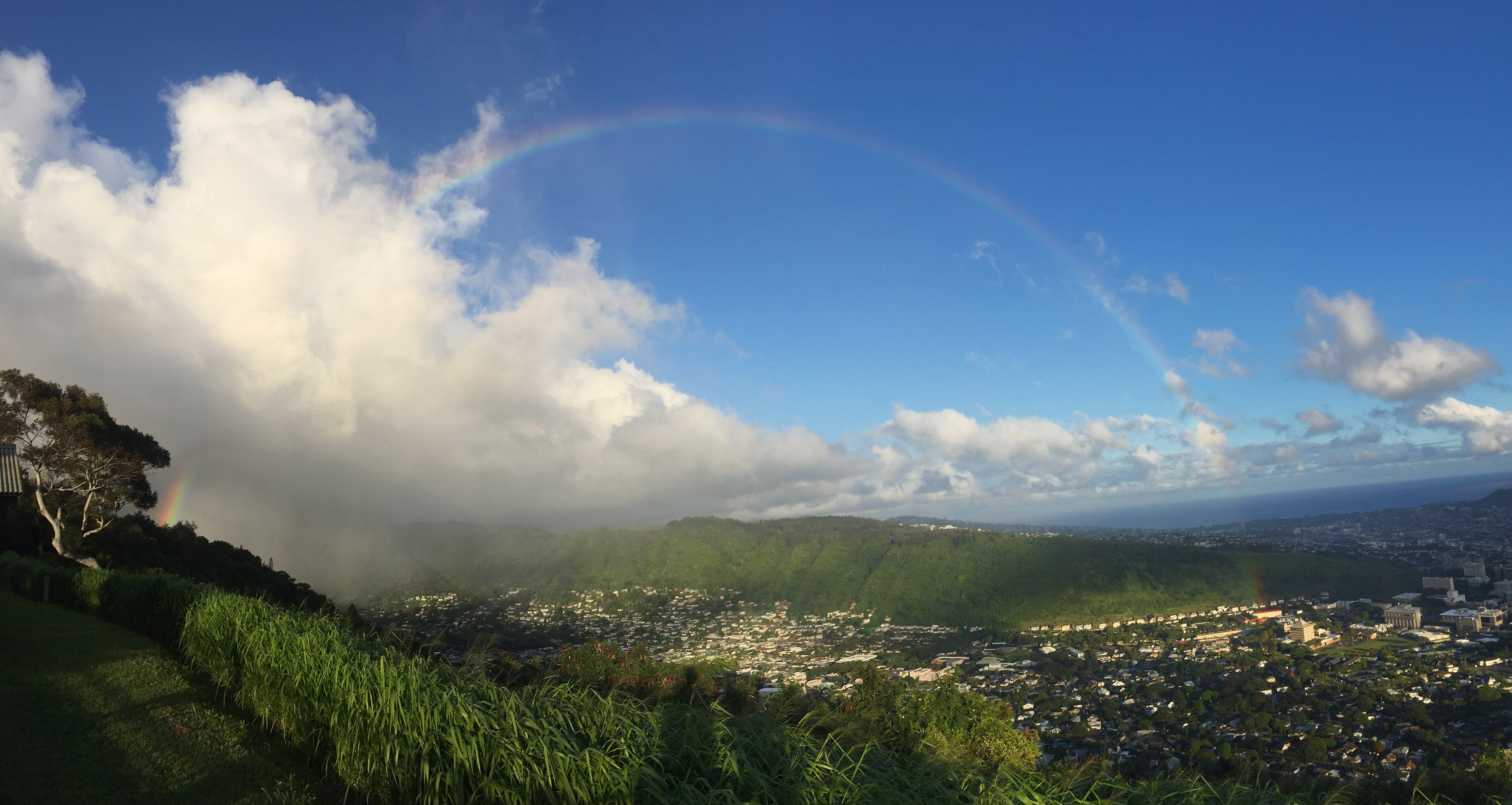 Oahu valley landscape with rainbow